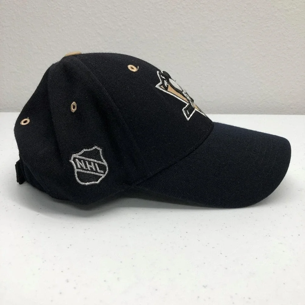 Pittsburgh Penguins Hat Cap Strap Back Mens One Size Black NHL Hockey CCM